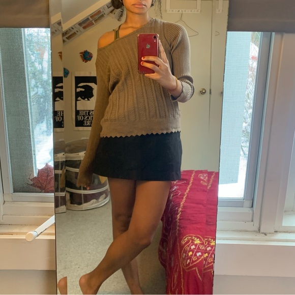 Jeanne Pierre Khaki ribbed/textured longsleeve (wide collar/off-the-shoulder) - Picture 1 of 8